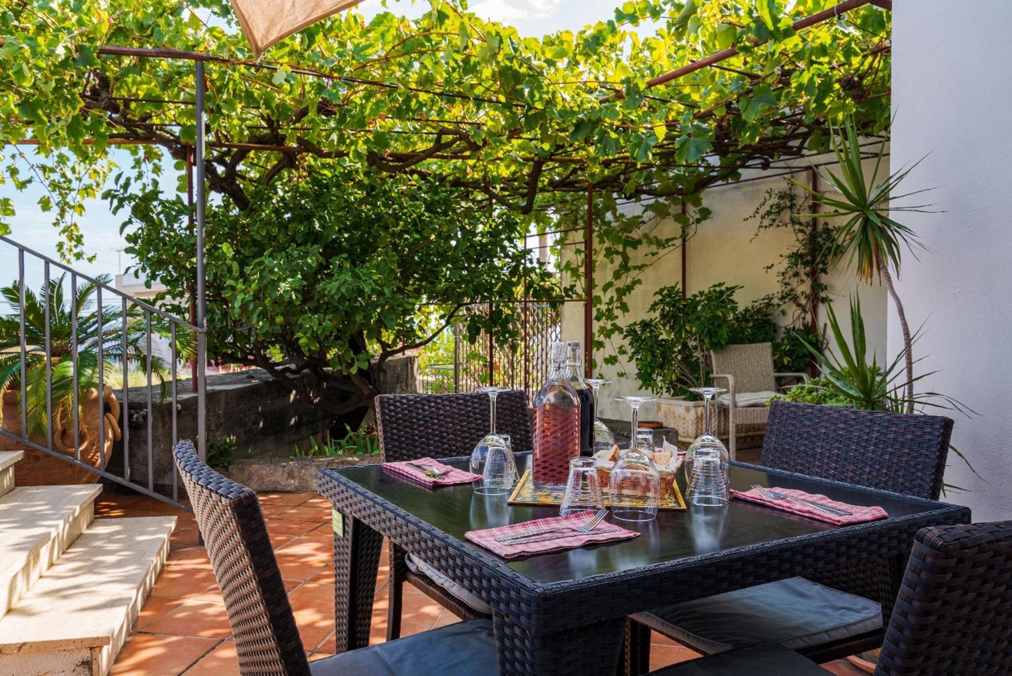 The Lemon Tree Apartment Taormina Exterior foto